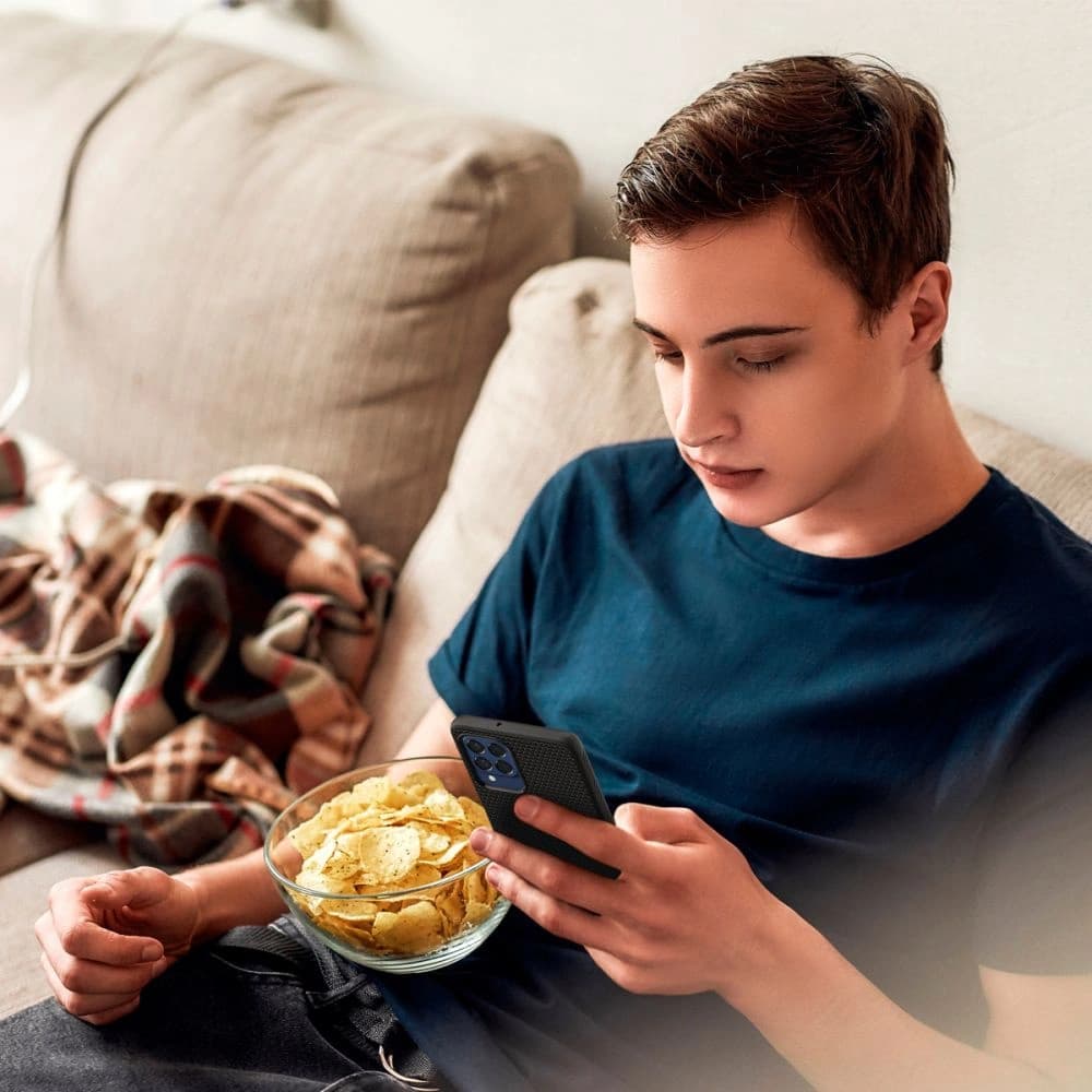 Etui Spigen Liquid Air Samsung Galaxy M53 5G Matná černá - 11