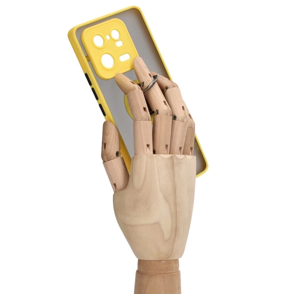 Bizon Case Hybrid Ring Xiaomi 13 Pro rauchig mit einem gelben Rahmen - 8