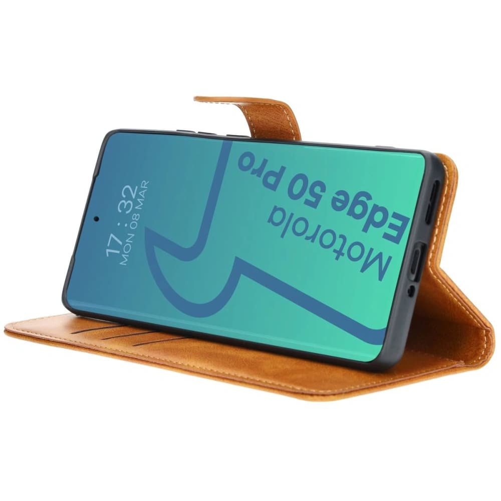 Kryt s klopou Bizon Case Pocket pro Motorola Edge 50 Pro hnědý - 6