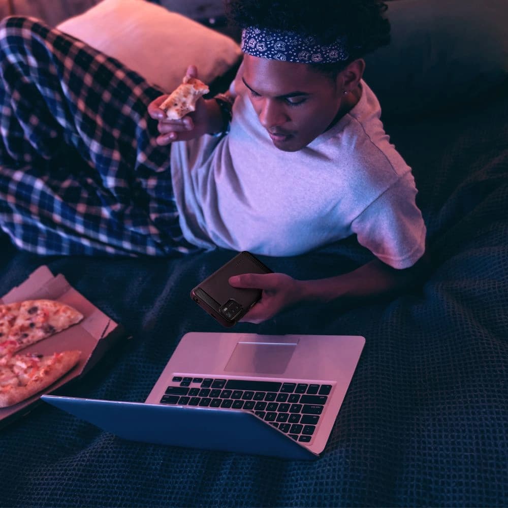 Spigen Tasche Rugged Armor Pocophone M3 Pro 5G/Redmi Note 10 5G Mattschwarz - 15