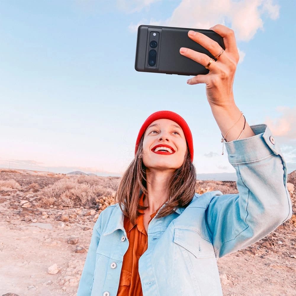 Case Spigen Thin Fit Google Pixel 7 Pro Schwarz - 18