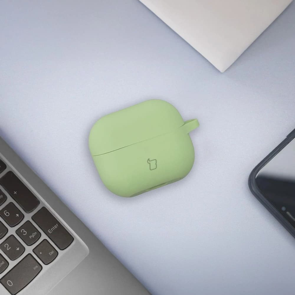 Silikonový obal s karabinou Bizon Case Headphone Silicone pro Samsung Galaxy Buds 3 / 3 Pro jasně zelený - 3